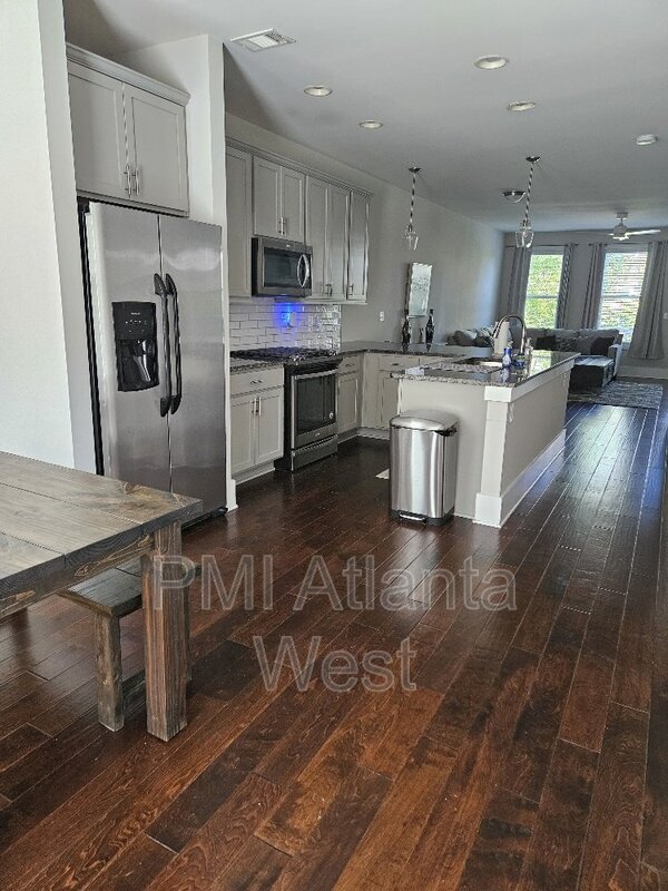 Photo - 2181 Colvin Ct NW