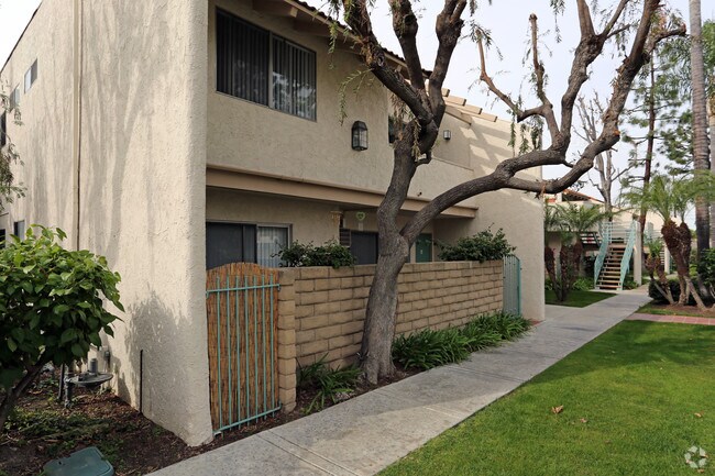 Photo - Hacienda West