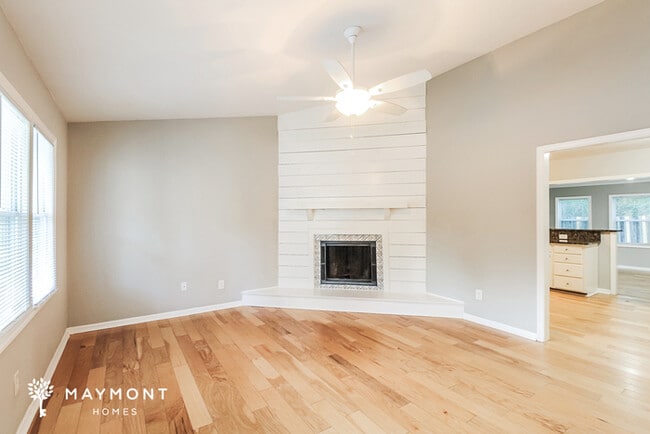 Photo - 102 Birchwood Dr