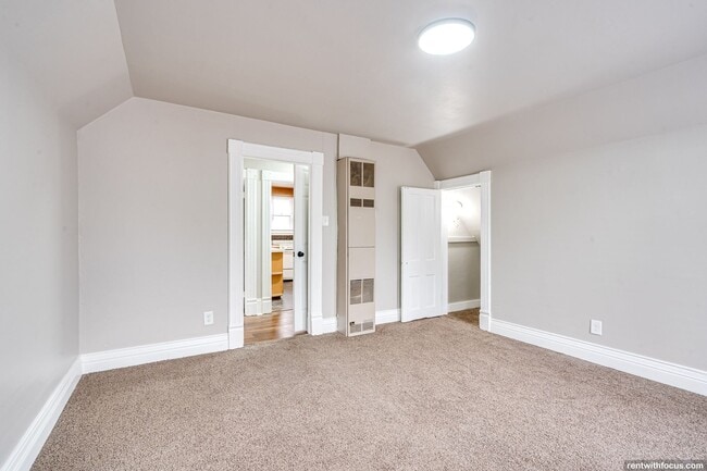 Photo - 829 N State St Unidad 829 1/2