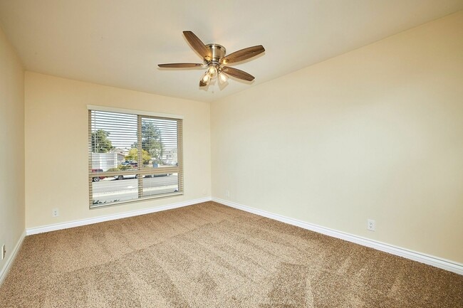 4290 Mount Abernathy