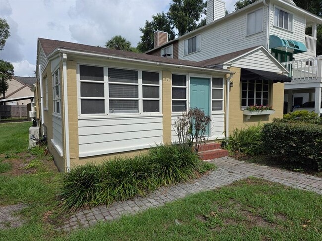 Photo - 747 Maryland Ave