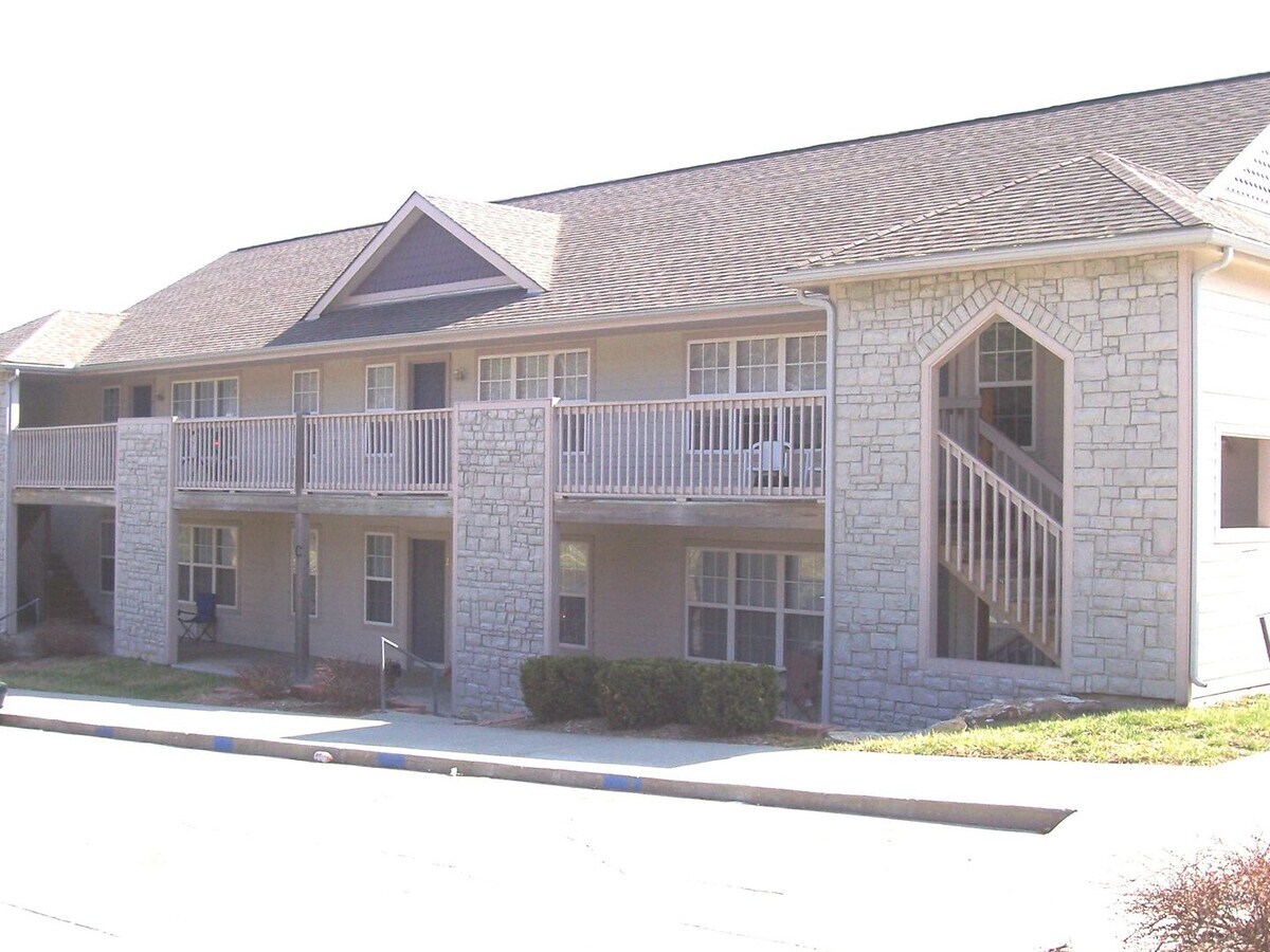 Photo - Country Club Apartments