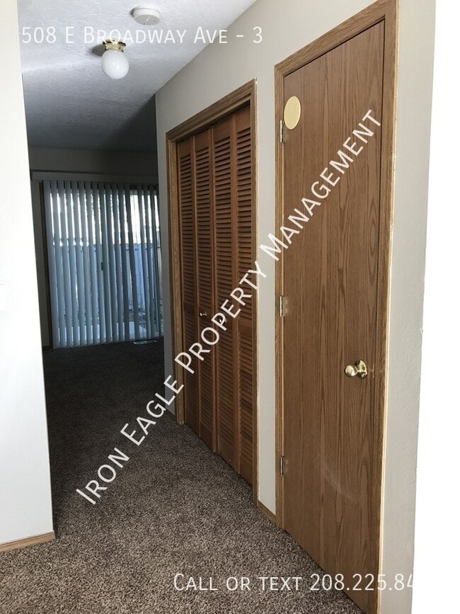 Photo - 508 E Broadway Ave Unit 3