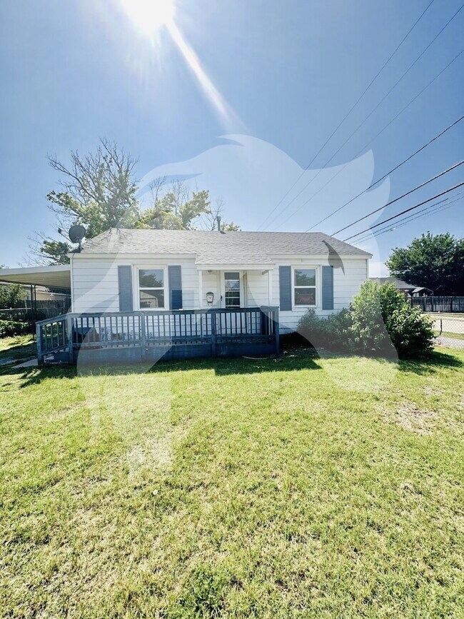 Building Photo - 1115 15th St Rental