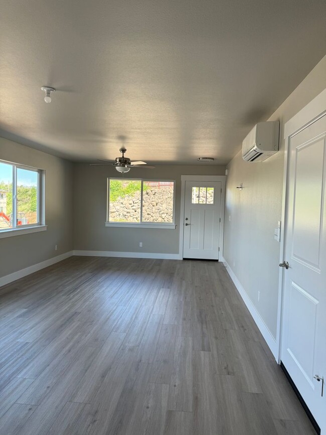 Photo - Newer West Roseburg 3-Bedroom, 2.5-Bath Townhouse