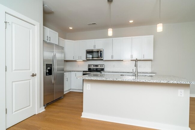 Photo - 1588 Port Hills Dr