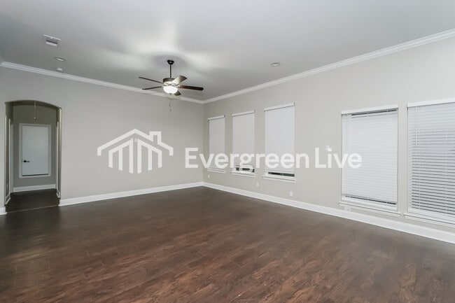 Photo - 612 E Parks Ave