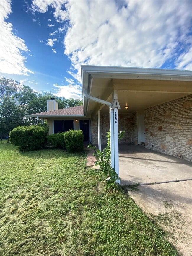 1508 No Mor Cove