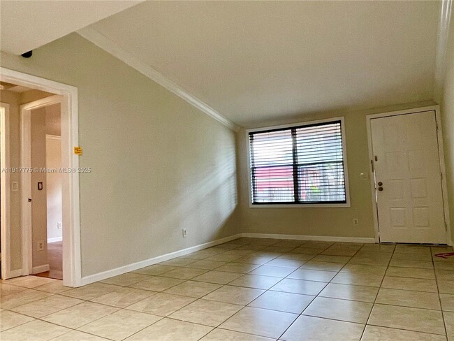 Photo - 7210 Southgate Blvd