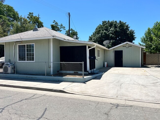 Remodeled 3 Bd/ 1Ba House - Remodeled 3 Bd/ 1Ba House