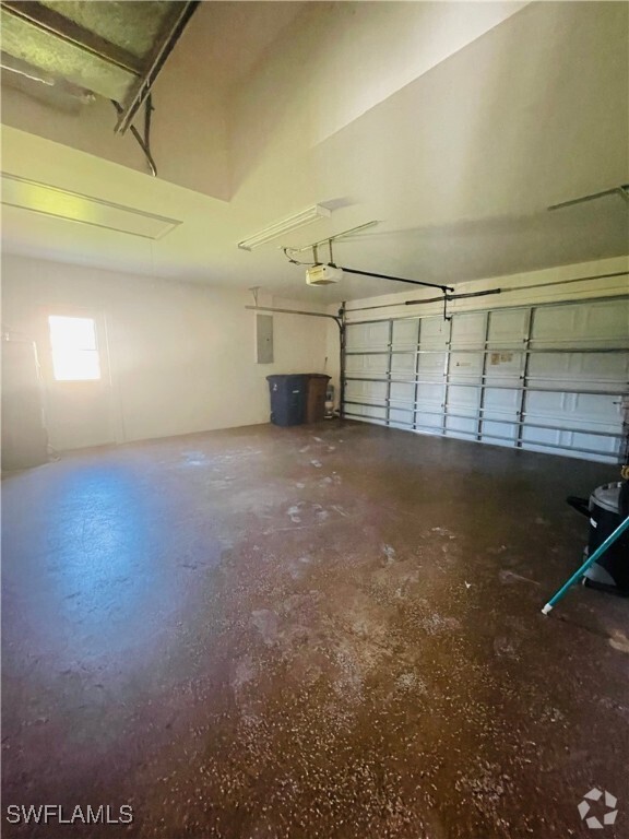 Building Photo - 2271 Eaton Lake Ct Rental