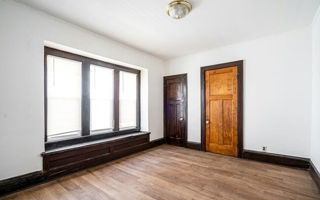 Photo - 2809 N 40th St Unidad Down