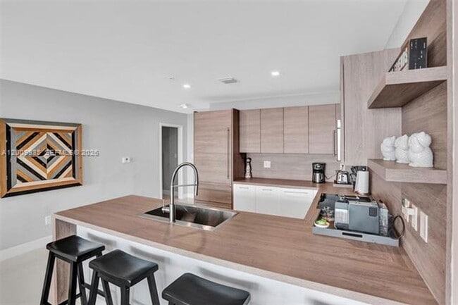 Photo - 400 Sunny Isles Blvd Unit 400 Sunny Isles Blvd # 2021