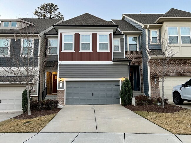 Exterior Front - 639 Newlyn Dr Townhome