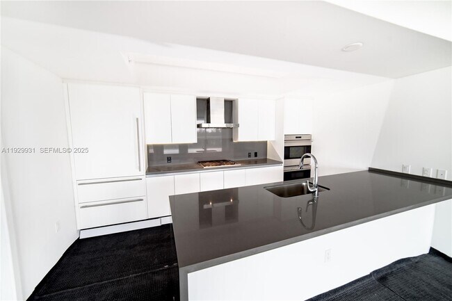 Photo - 1180 N Federal Hwy Unit 602