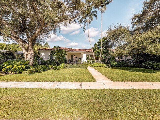 Photo - 1079 NE 96th St