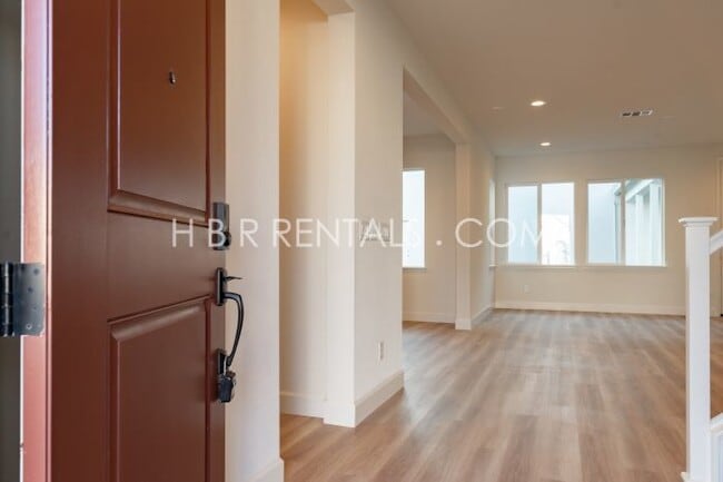 Photo - Spacious 4-Bedroom with 3 Full Baths in Tracy – Your Next Rental Home Awaits!