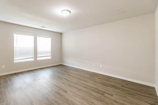 Photo - 13031 S Green Wing Cir