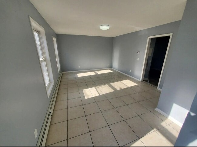 16 Amity St Unit 2