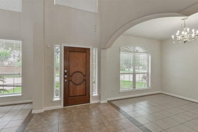 Photo - 15707 Sandisfield Ln