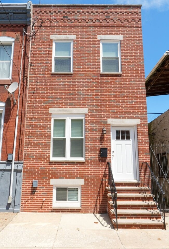 Building Photo - 1709 Moore St