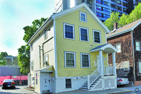 Building Photo - 23 Lambert St Unit 2A Rental