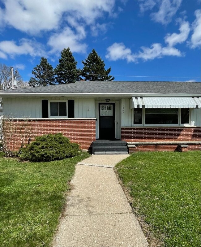 Building Photo - 1006-1006 N Sumac Dr Unit 1006