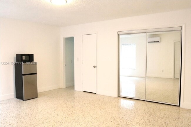 Photo - 3146 NW 29th St Unit 2