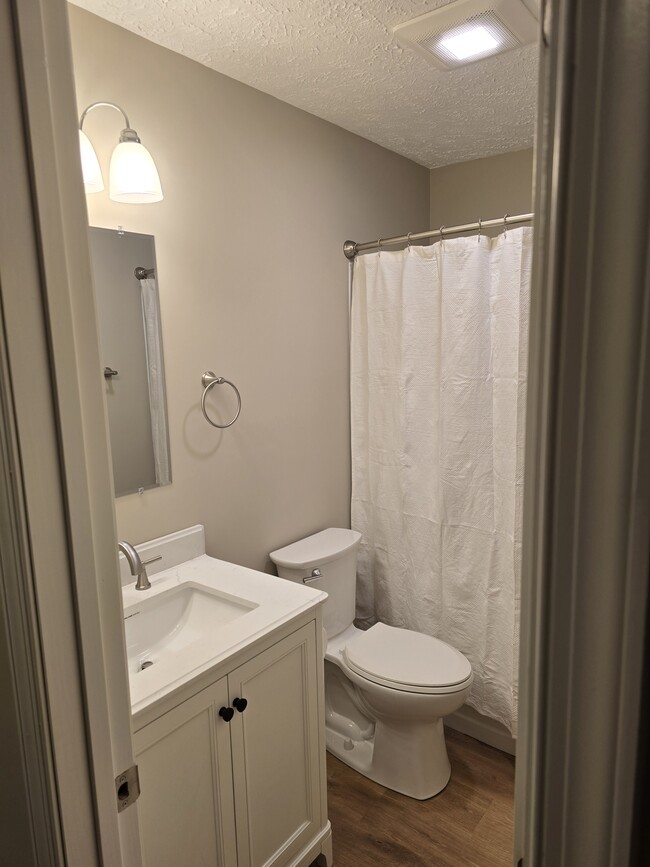 Photo - 8108 Timberlake Rd