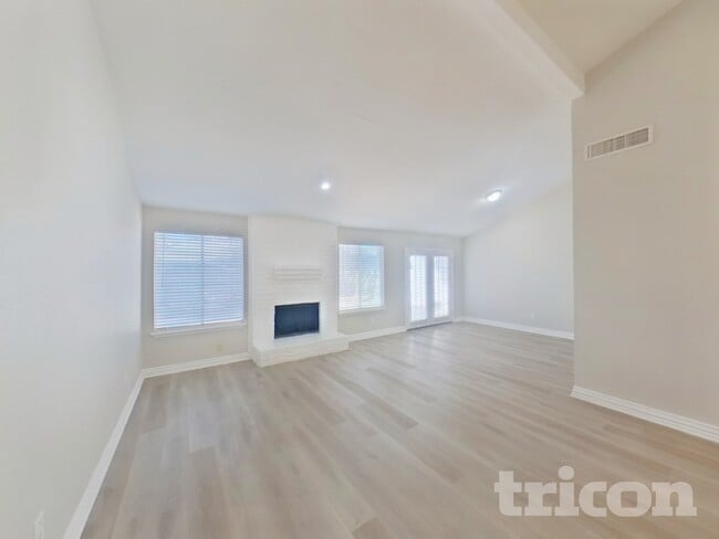 Photo - 6342 Briar Terrace Dr