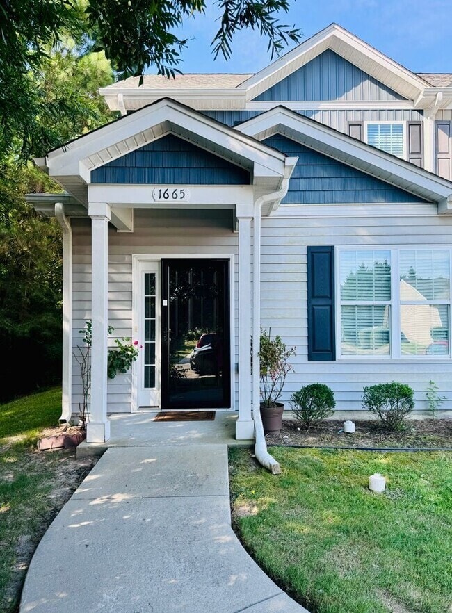 Photo - 1665 Quail Cir