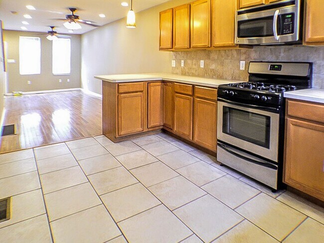 Photo - Two Bed Point Breeze Townhouse