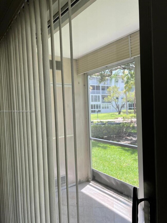 Photo - 1400 SW 124th Terrace Unidad 109Q