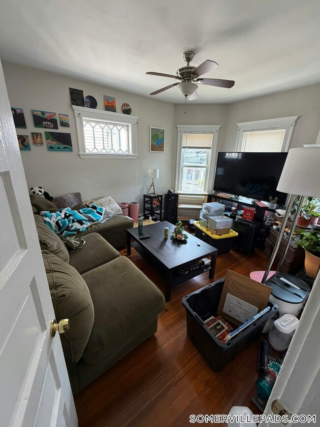 81 Newbury St Unit 2