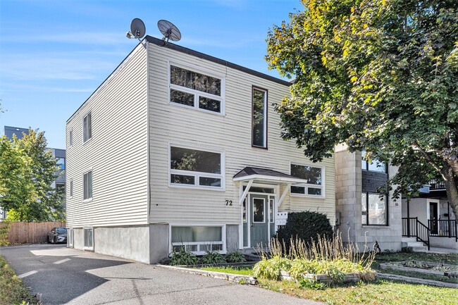 Building Photo - 72 Jolliet Ave Unit 3