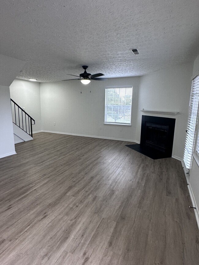 Living Room w/ Fireplace