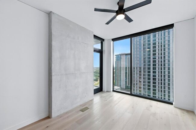 Photo - 610 Davis St Unit 3104