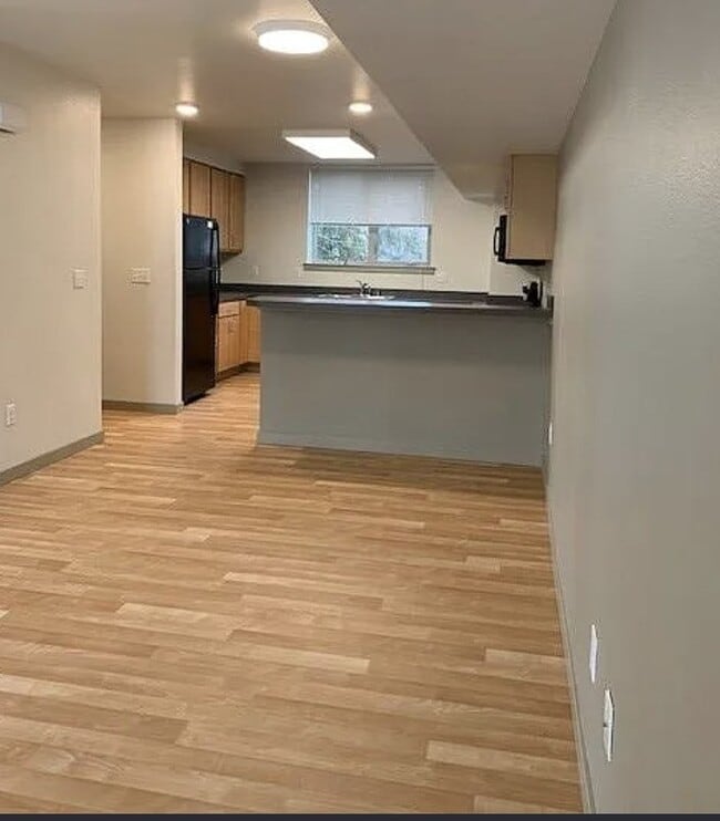 Photo - 2720 Coho Way