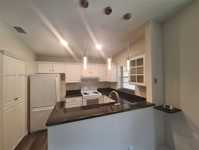 22280 Timberly Dr