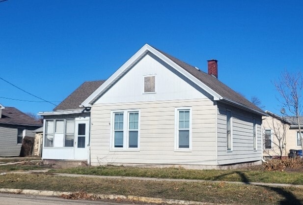 FRONT - 500 W 4th Ave House
