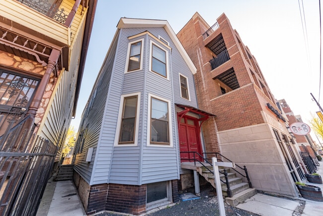 Photo - 1431 W Belmont Ave Casa