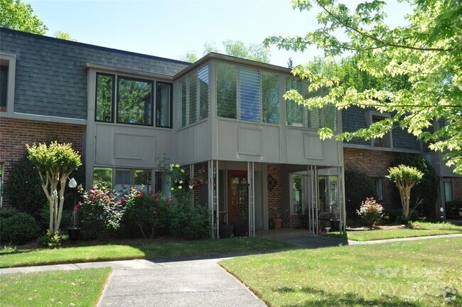 Building Photo - 305 Grady Ave Unit C-2 Rental