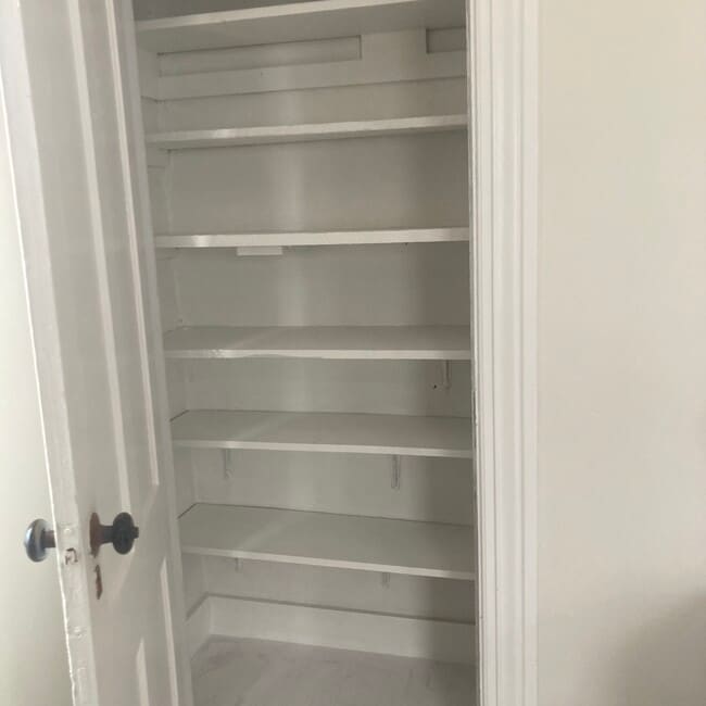 Kitchen pantry - 70 Hedley Ave Unit 70 Hedley Avenue