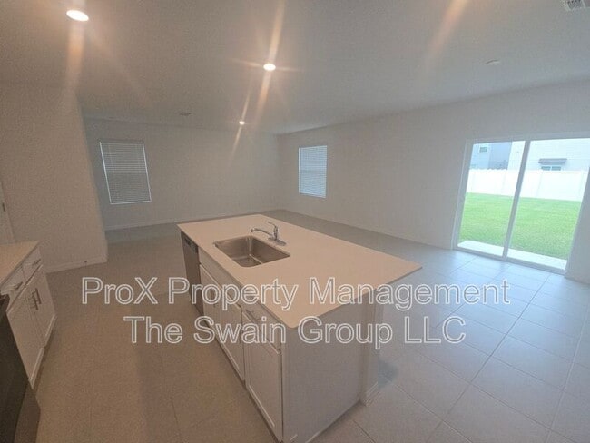 1108 Hour Glass Rd