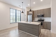2BR, 2.5BA - 1,044SF - Kitchen