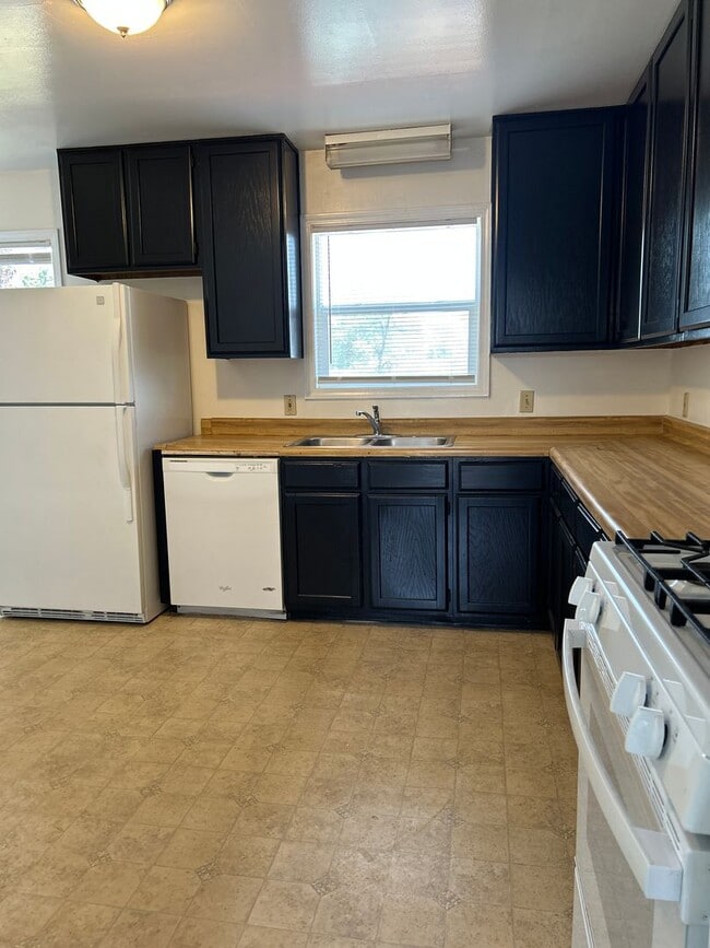 Photo - 3 Bedroom Apartment in Cheney