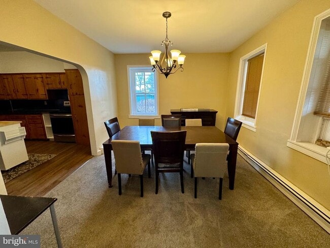 Photo - 180 Sassamansville Rd