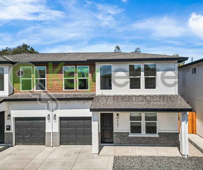 Photo - 967 Olive Br Pl