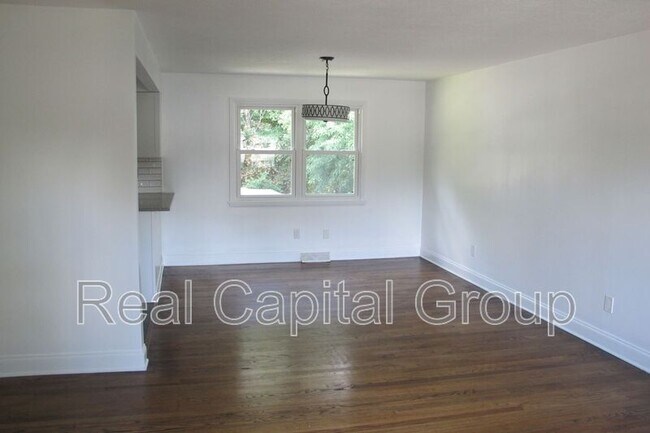 Photo - 18 Ethel Dr